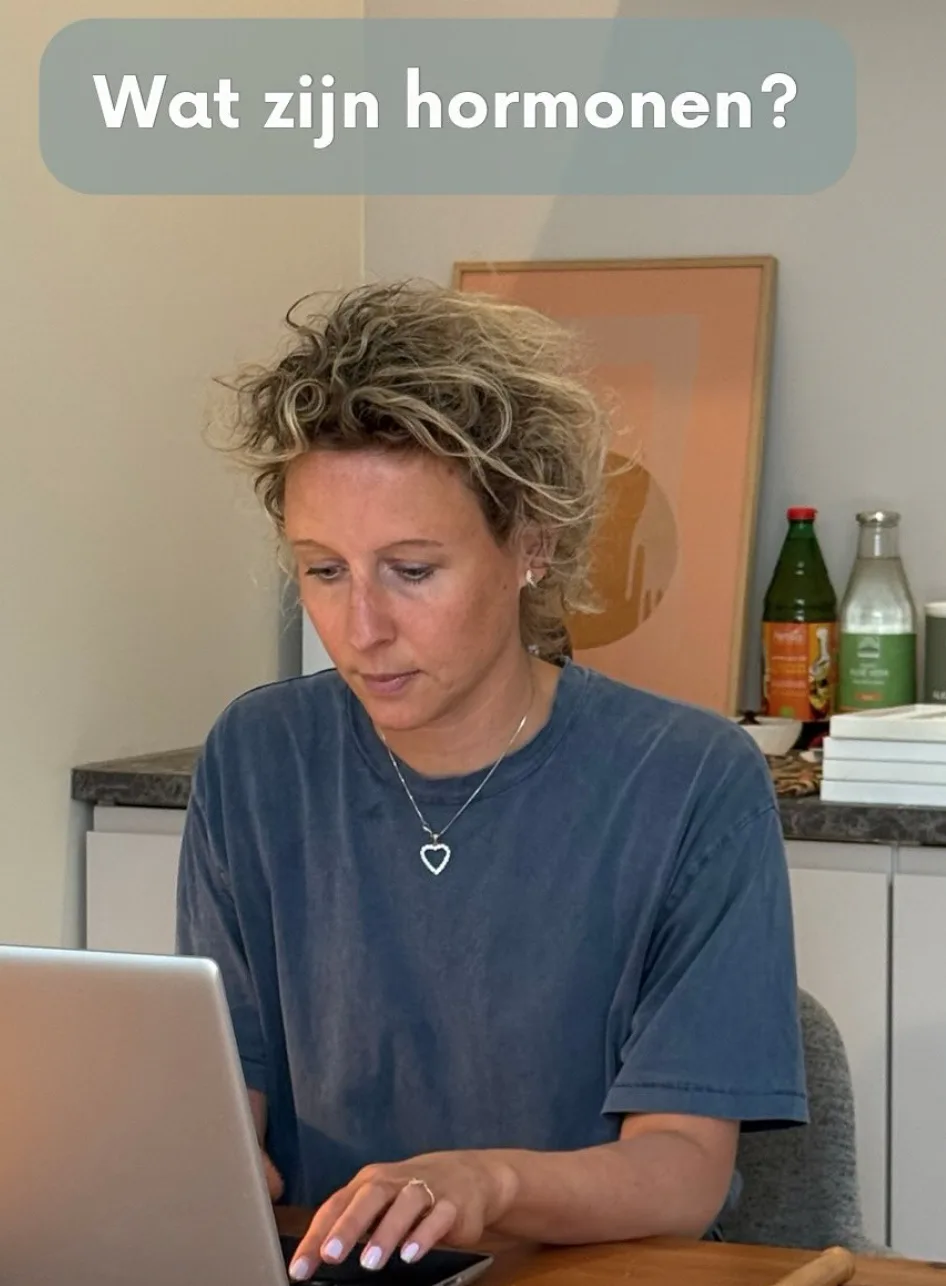 Wat zijn hormonen?